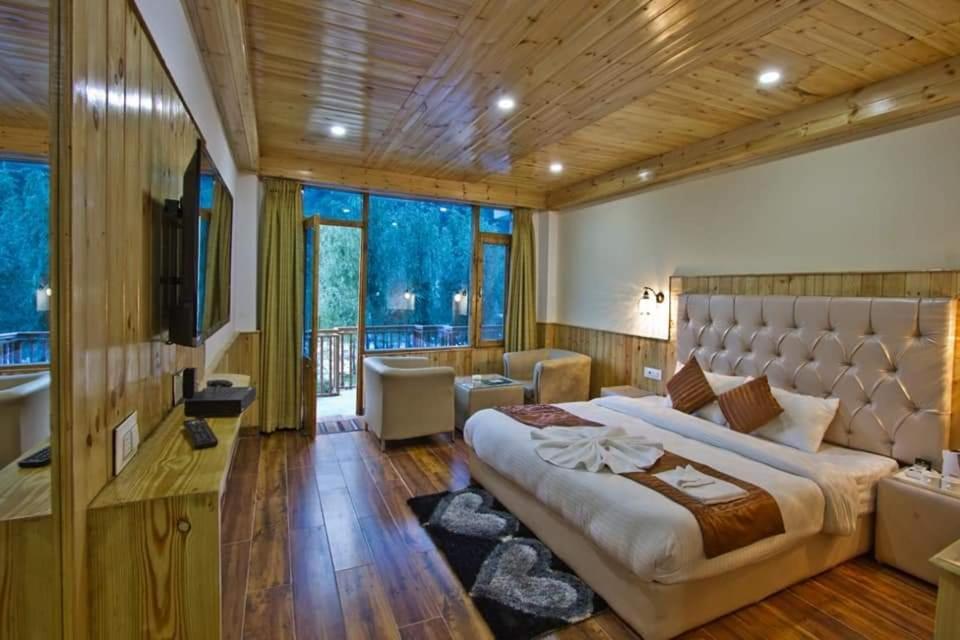Himalayan Riverside Resort, Manali Екстериор снимка