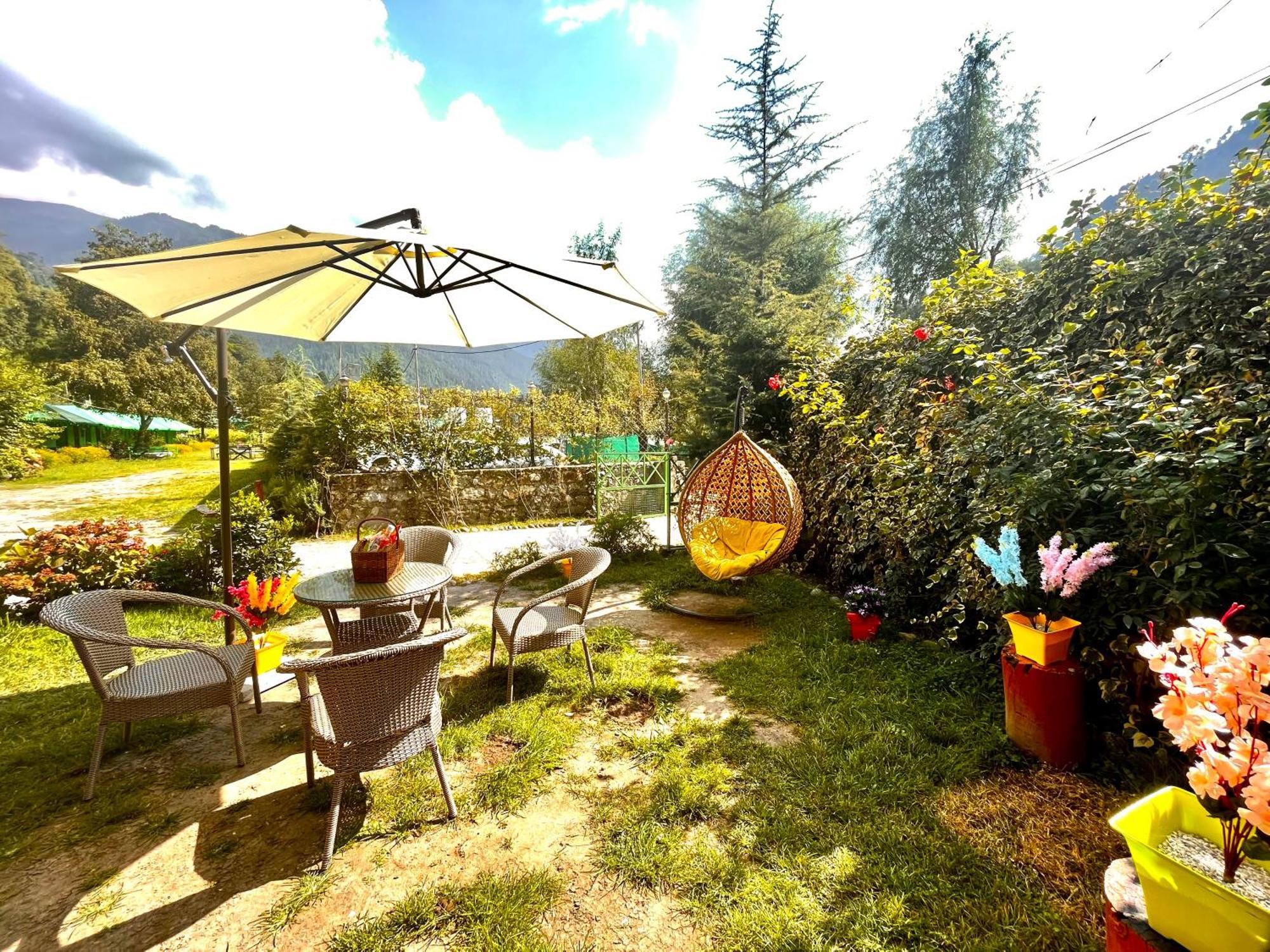Himalayan Riverside Resort, Manali Екстериор снимка